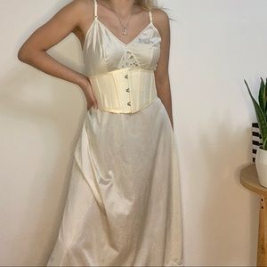 Vintage Lace Details Night Gown